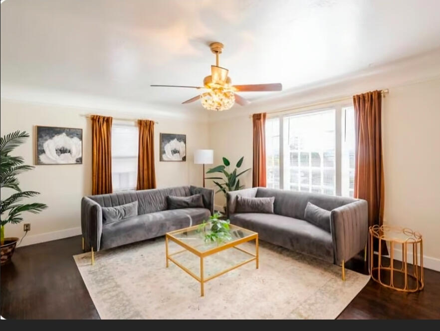 Private, fully furnished short-term rental near Napa Valley and the San Francisco Ferry.